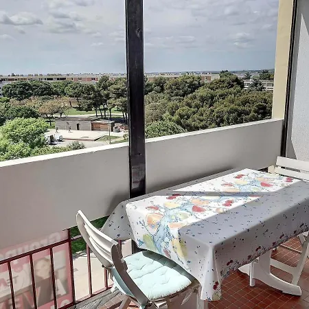 Chaleureux Avec Balcon, Animaux Admis, Pour Cure Ou - Fr-1-503-85 Balaruc-les-Bains